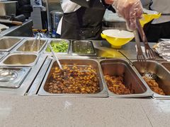 自助取餐区-黔真牛原汤牛肉粉