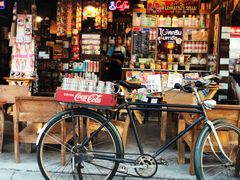 -席娜卡琳火车铁道夜市