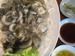 -拉威海鲜市场