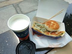 鲜肉煎包煎饺单人套餐-煎饺王子(财富广场店)