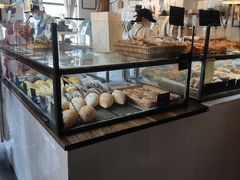 面包甜点陈列柜-仙峰天然面包(迎宾路店)