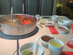 -左庭右院鲜牛肉火锅(浦江欢乐颂店)