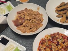 -凤凰园烤鸭店·唐山菜·传承花椒肉(老唐丰路店)