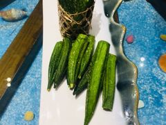 -宝燕海货工场(长江国际店)