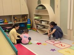 -知心鸟·注意力多动·情绪冲动·感统失调发育迟缓(五角场万达广场店)