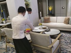 -浅深(世茂滨江精品店)