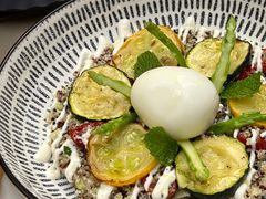 -潮一不贰·法式甜品·生日蛋糕·西式简餐(外滩店)