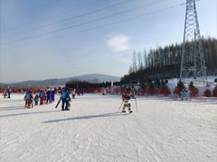 -亚布力新体委滑雪场