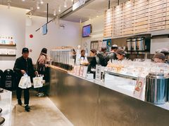 -喜茶(上海打浦桥日月光gelato lab+店)