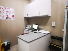 -四月宠物医院·猫专科·心脏专科·内科(转塘店)
