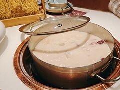 -洪氏嗨捞·猪肚鸡火锅(阳光天地店)