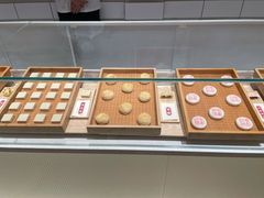面包甜点陈列柜-老鼎丰糕点铺子(国贸商城店)