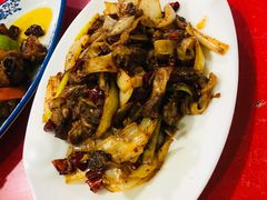 护心肉炒尖椒-夕阳红小吃(中街大悦城店)