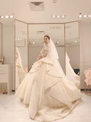 点击看大图 -GRACE KELLY婚纱与礼服(北京店)