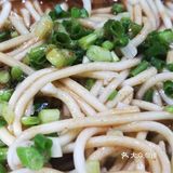 以最快的方式搞定一碗热干面和鸡蛋米酒蛋花儿