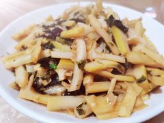 -天乐农家鱼头王(天目湖店)