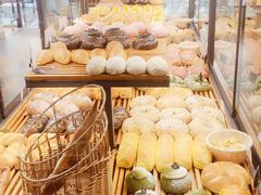 -焙丽拾光(麦凯乐直营店)