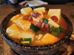 -云海肴·汽锅鸡·云南菜(天山百盛优客店)