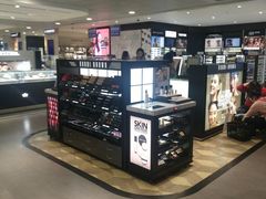 -日上免税行(浦东机场五店)