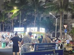 -海大南门夜市(海富街店)