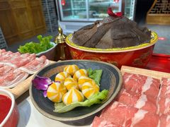 -欠火锅·水牛毛肚·团建聚餐·生日宴(何山路店)