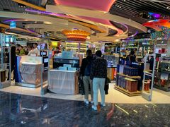 -中免(澳门机场免税店)