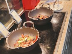 -大中华希尔顿酒店-念自助餐·嗨啤·小龙虾