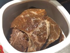 雪花坛肉-黑牛の店·和牛烧肉(大悦城店)