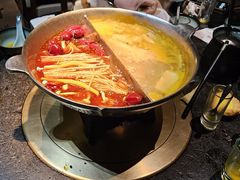 -湊湊火锅·茶憩(新中关购物中心店)
