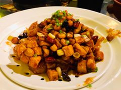 -舌尖上的食缘花园主题餐厅