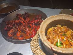-巴厘龙虾·榜首油焖大虾(音乐学院·沿江酒馆店)
