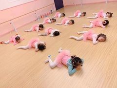 -爱德米乐艺术学院(西宸天街校区)