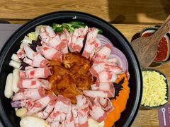 春川芝士铁板肥牛鸡-韩见·韩式拌饭·炸鸡(石厦店)