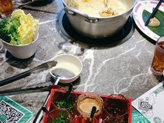 -禄婶鸡煲·打边炉