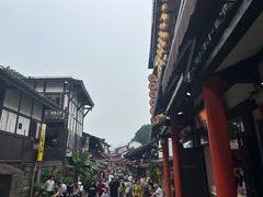 -磁器口古镇