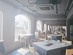 -穹六人间 people 6(岳阳路店)