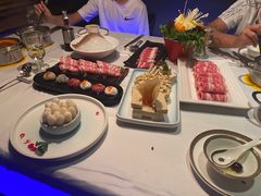 -翡翠小城·海鲜豆捞·广式点心(老佛爷店)