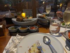 -三亚艾迪逊酒店·海滩烧烤 BARBACOA·现场乐队·浪漫晚餐·烧烤海鲜