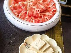 -宽板凳老灶火锅(台湾街店)