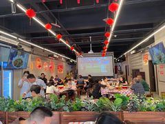 -洪霞餐馆·川菜·鲜货现炒(两江春城店)