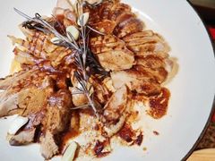 -浦东绿地铂骊酒店-POYA西餐厅(绿地东海岸国际广场店)