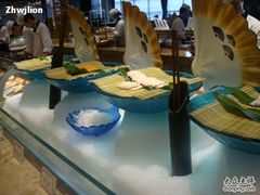 生鱼-小天鹅戴斯酒店鲸鲨百汇创作料理