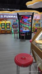 -蹦蹦乐园(南桥百联店)