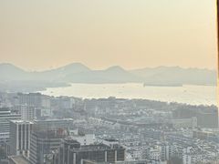 -Hi City·城市之巅