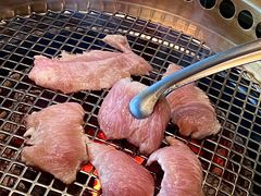 -铭牛烧肉·和牛海鲜自助(高新月牙湖店)