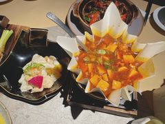 -穹六人间 people 6(岳阳路店)