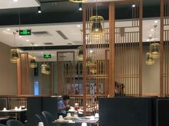 大堂-东来顺铜锅炭火涮肉(上地华联店)