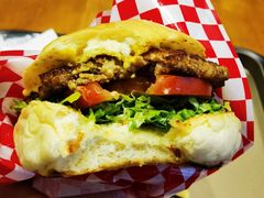 招牌和牛漢堡-UMAMI乌玛米披萨·汉堡·清真Halal(红岭北店)