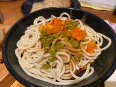 热干面-莲餐厅·湖北菜·藕汤是头牌(愚园路店)