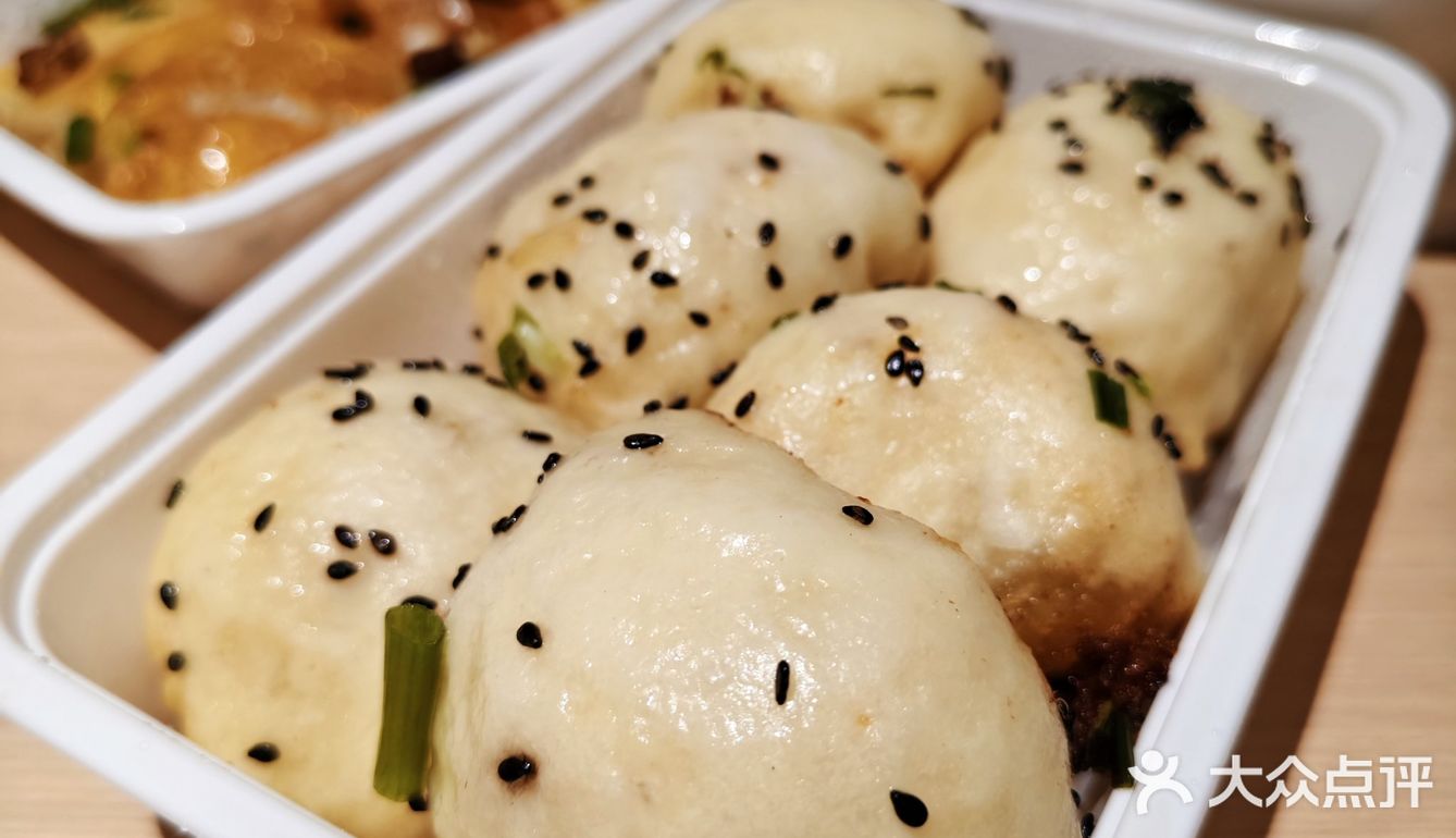 来武汉怎么能不过早！三鲜豆皮不可错过！